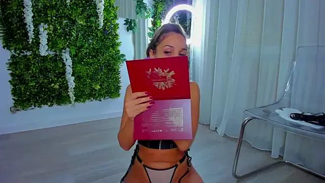 Unleash your urge for fetish cams livestreamers with our pick of steaming hot models, versed in the art of seduction and indulgence.