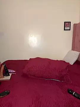 Wendy_small_-_ from StripChat is Freechat