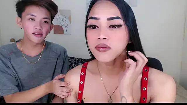 Unleash your urge for fetish cams livestreamers with our pick of steaming hot models, versed in the art of seduction and indulgence.