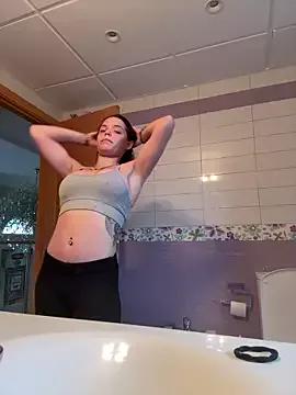 Wildmaca from StripChat is Freechat
