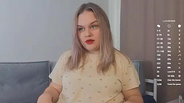 WillaDarby from StripChat is Freechat