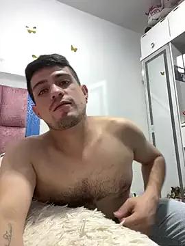 williamsmiiths16 from StripChat is Freechat