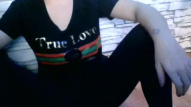xPaniForeverQueen from StripChat is Freechat