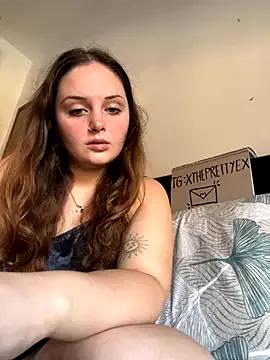 xtheprettyex from StripChat is Freechat