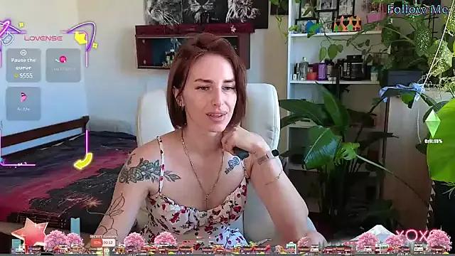 Unleash your urge for fetish cams livestreamers with our pick of steaming hot models, versed in the art of seduction and indulgence.