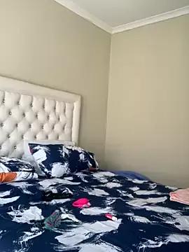 XXXquisiteVixen from StripChat is Freechat