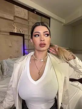 Unleash your urge for fetish cams livestreamers with our pick of steaming hot models, versed in the art of seduction and indulgence.