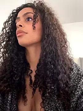 yasmingarcia from StripChat is Freechat
