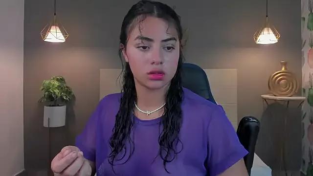 yaya23x from StripChat is Freechat