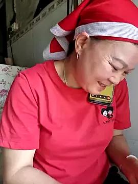 yoowwmr from StripChat
