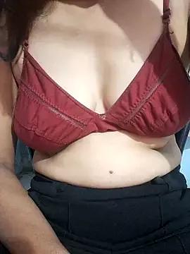 Your-diwani from StripChat is Freechat