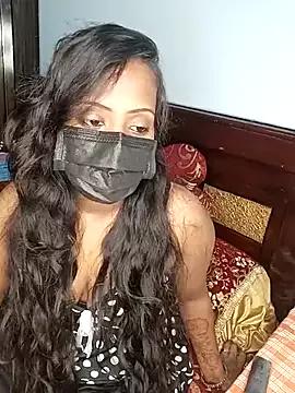 your-naina from StripChat is Freechat