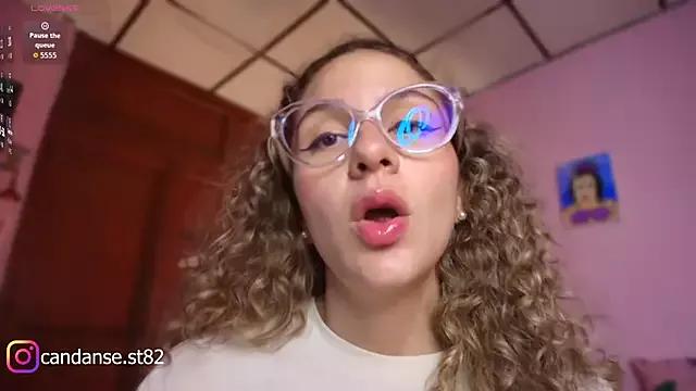 Unleash your urge for fetish cams livestreamers with our pick of steaming hot models, versed in the art of seduction and indulgence.