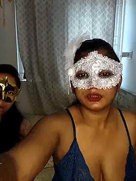 Unleash your urge for fetish cams livestreamers with our pick of steaming hot models, versed in the art of seduction and indulgence.