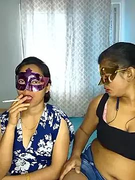 Unleash your urge for fetish cams livestreamers with our pick of steaming hot models, versed in the art of seduction and indulgence.