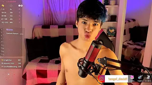 Unleash your urge for fetish cams livestreamers with our pick of steaming hot models, versed in the art of seduction and indulgence.