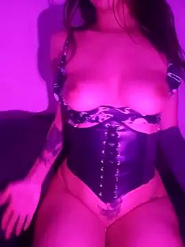 Unleash your urge for fetish cams livestreamers with our pick of steaming hot models, versed in the art of seduction and indulgence.