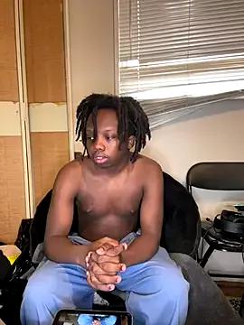 YourLittleBoyfriend from StripChat is Freechat