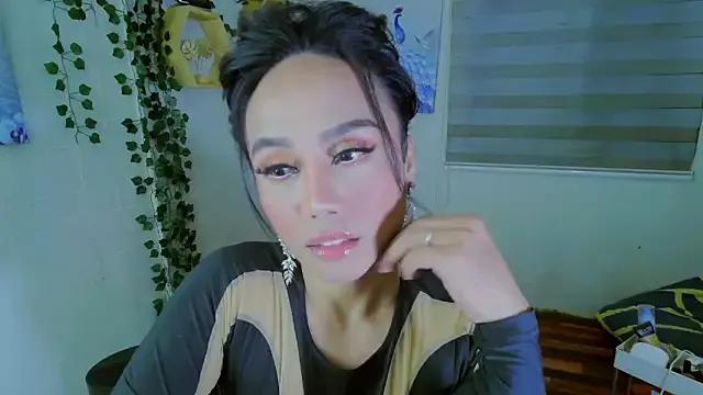 YourNikkieXxx from StripChat is Freechat