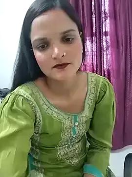 Yourr_Girll from StripChat is Freechat