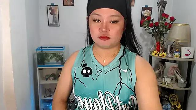 YourSweet-mich from StripChat is Freechat