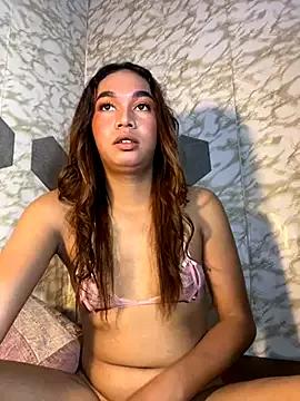 youryummybaby from StripChat is Freechat