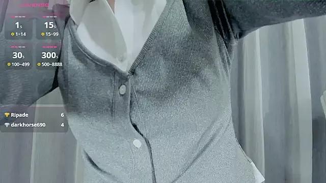 YuJin_babe from StripChat is Freechat