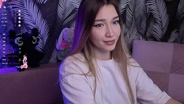 Yuki_Star from StripChat is Freechat