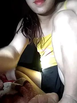 Yumi_sexyy from StripChat is Freechat