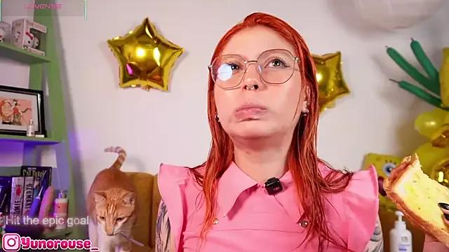 YunoRose_ from StripChat is Freechat