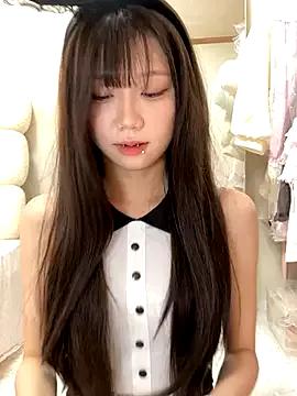 zaizaiNono from StripChat