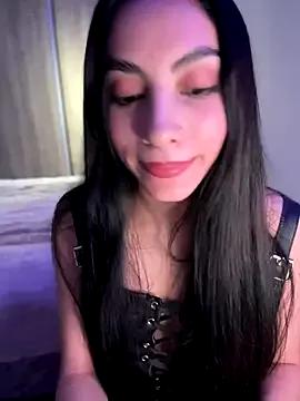 ZaraaFox from StripChat is Freechat