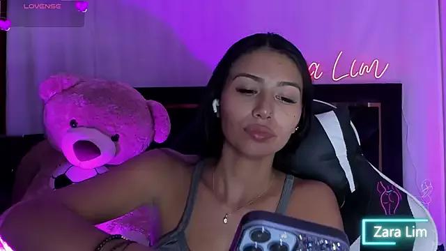 Unleash your urge for fetish cams livestreamers with our pick of steaming hot models, versed in the art of seduction and indulgence.