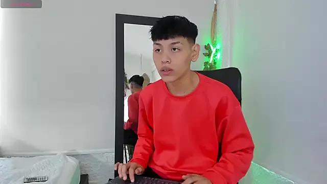 zeus_blaze from StripChat is Freechat