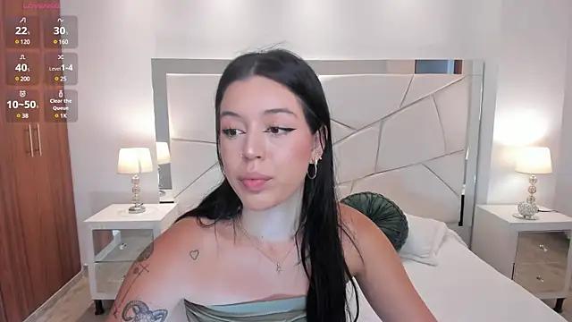 Unleash your urge for fetish cams livestreamers with our pick of steaming hot models, versed in the art of seduction and indulgence.