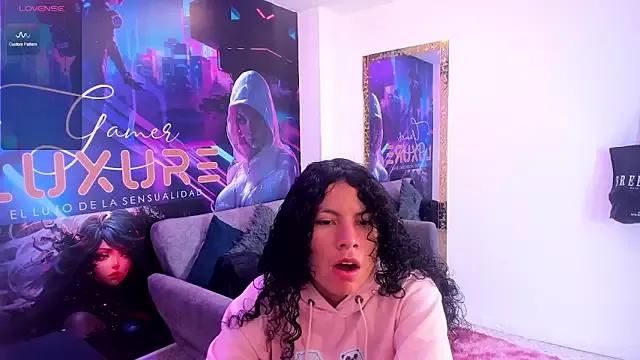 Unleash your urge for fetish cams livestreamers with our pick of steaming hot models, versed in the art of seduction and indulgence.