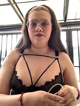 Zoee_pink from StripChat is Freechat