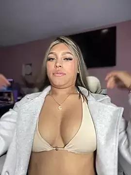 ZoeMiller_Pink from StripChat is Freechat